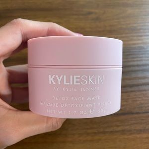 Kylie Skin Detox Face Mask
